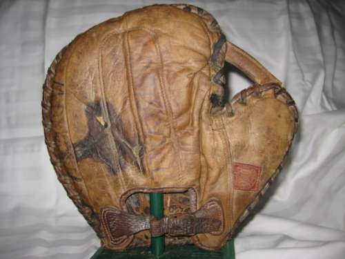Spalding Brown Basemitt Back